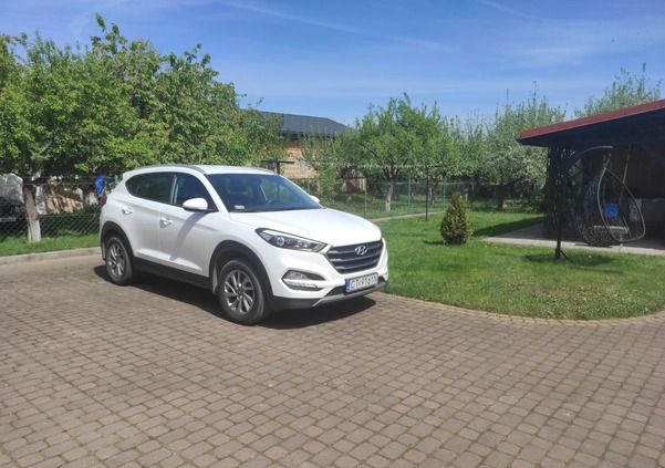 Hyundai Tucson cena 67500 przebieg: 122400, rok produkcji 2016 z Biała Piska małe 67